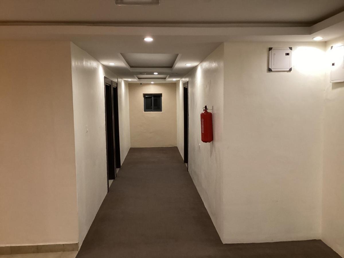Adis Hotels Prime 伊巴丹 外观 照片