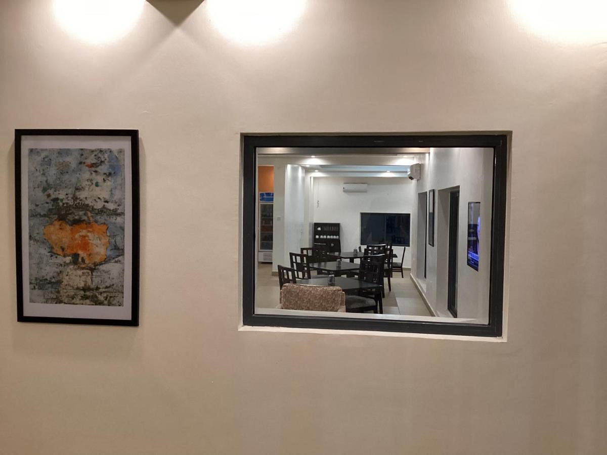 Adis Hotels Prime 伊巴丹 外观 照片