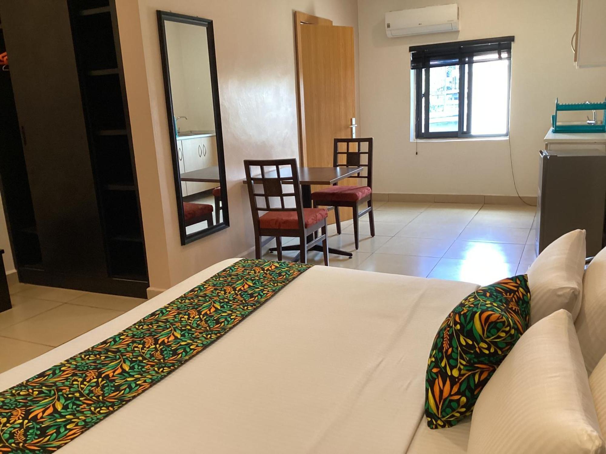 Adis Hotels Prime 伊巴丹 外观 照片