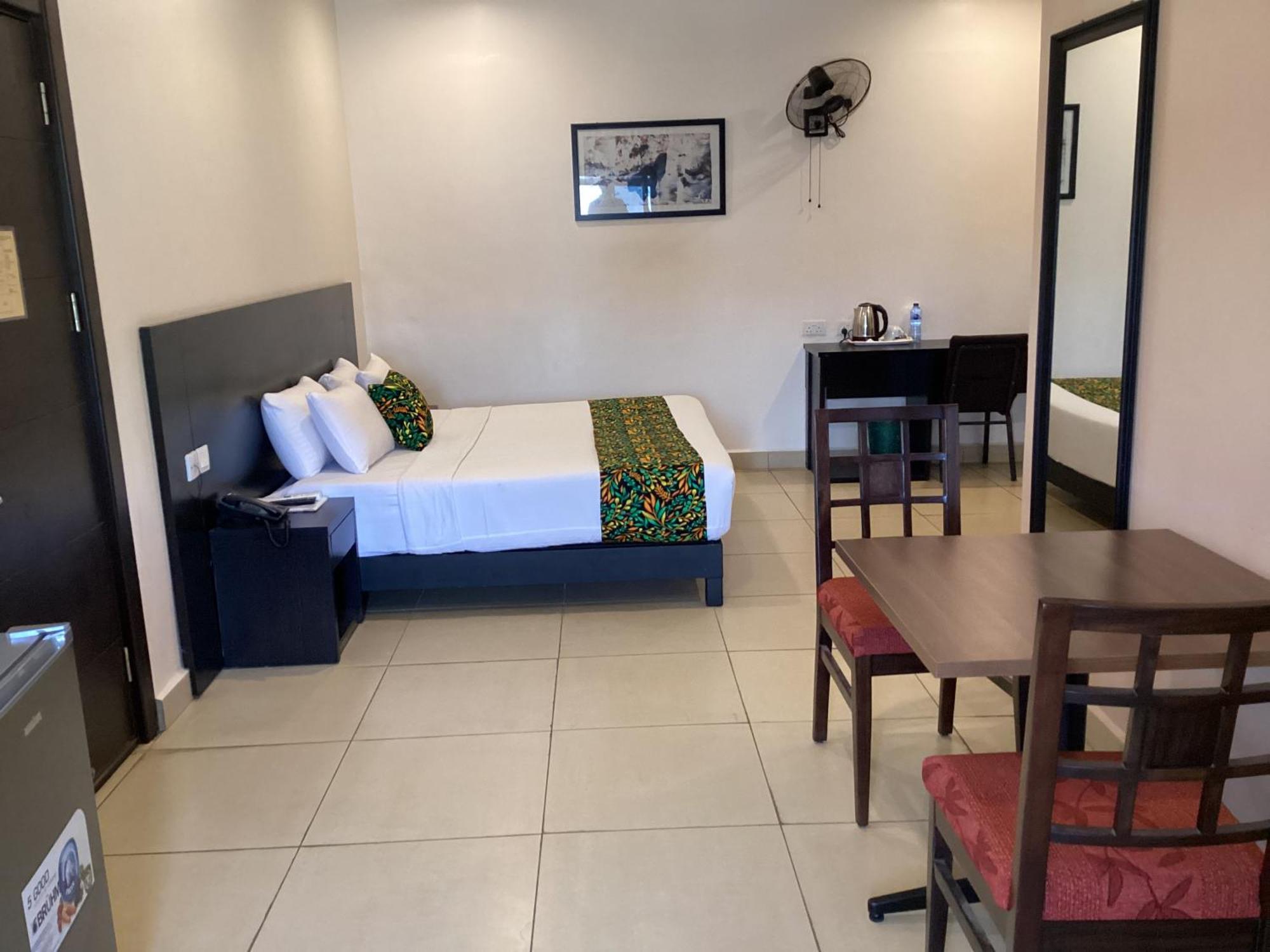 Adis Hotels Prime 伊巴丹 外观 照片