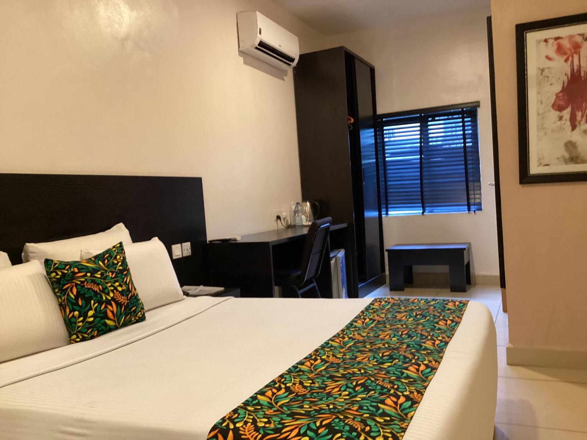 Adis Hotels Prime 伊巴丹 外观 照片