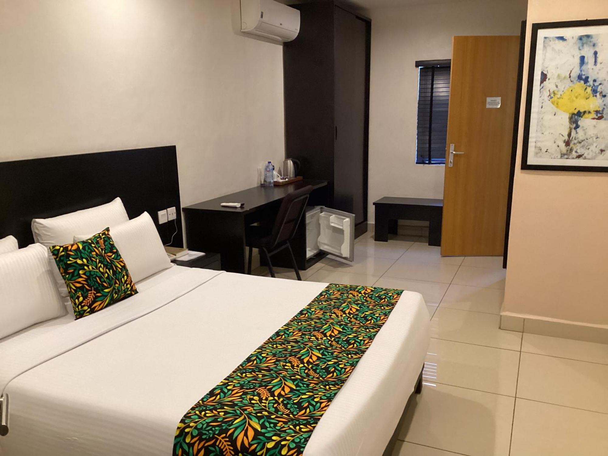 Adis Hotels Prime 伊巴丹 外观 照片